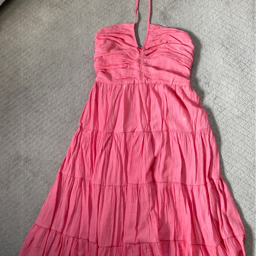 Lulu’s pink party dress